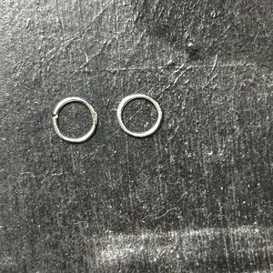 Kendra Scott Gina Seamless Huggie Earrings in 14K White Gold